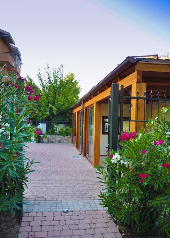 Bramasole Bed and Breakfast Quartu SantʼElena Exteriör bild