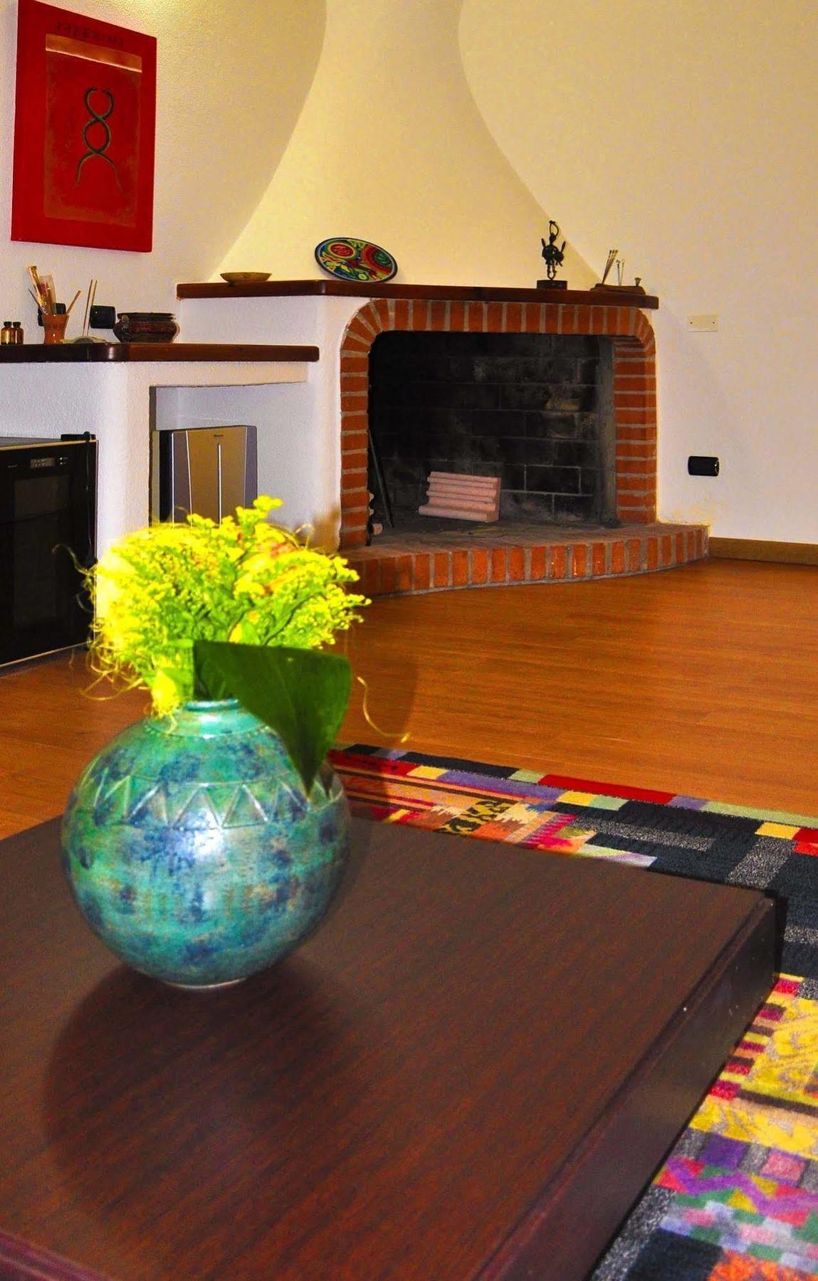 Bramasole Bed and Breakfast Quartu SantʼElena Exteriör bild